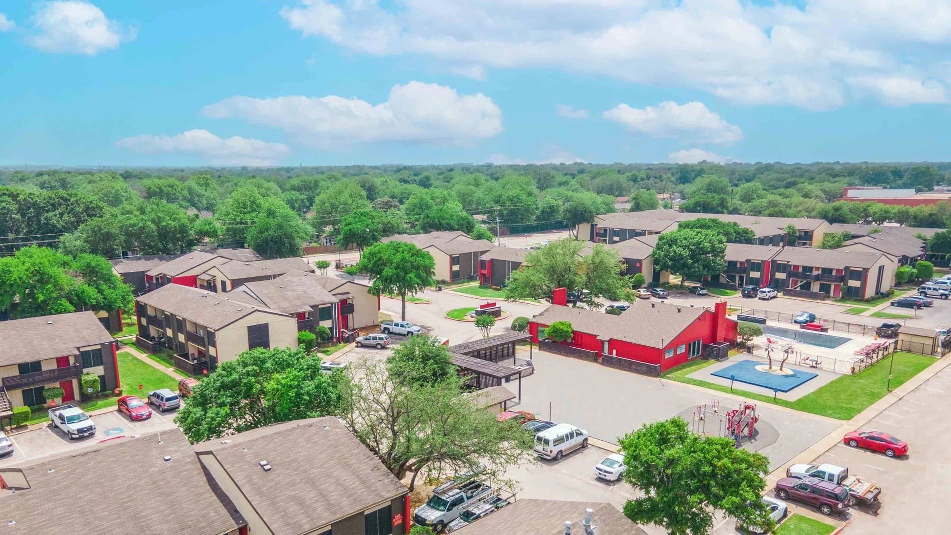 The Palace — Aerial view of the community